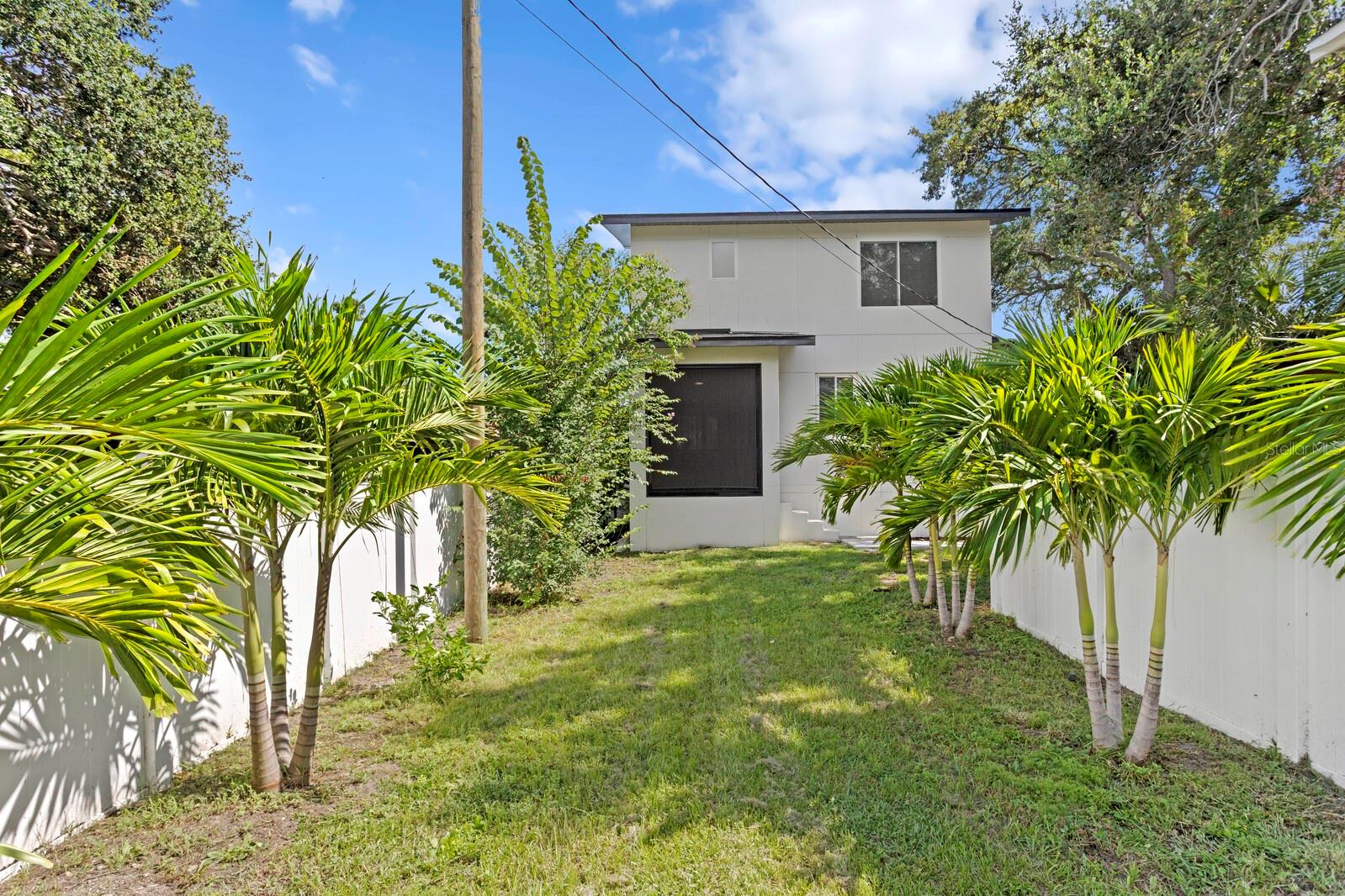 657 26TH AVE S, ST PETERSBURG, FL, 33705