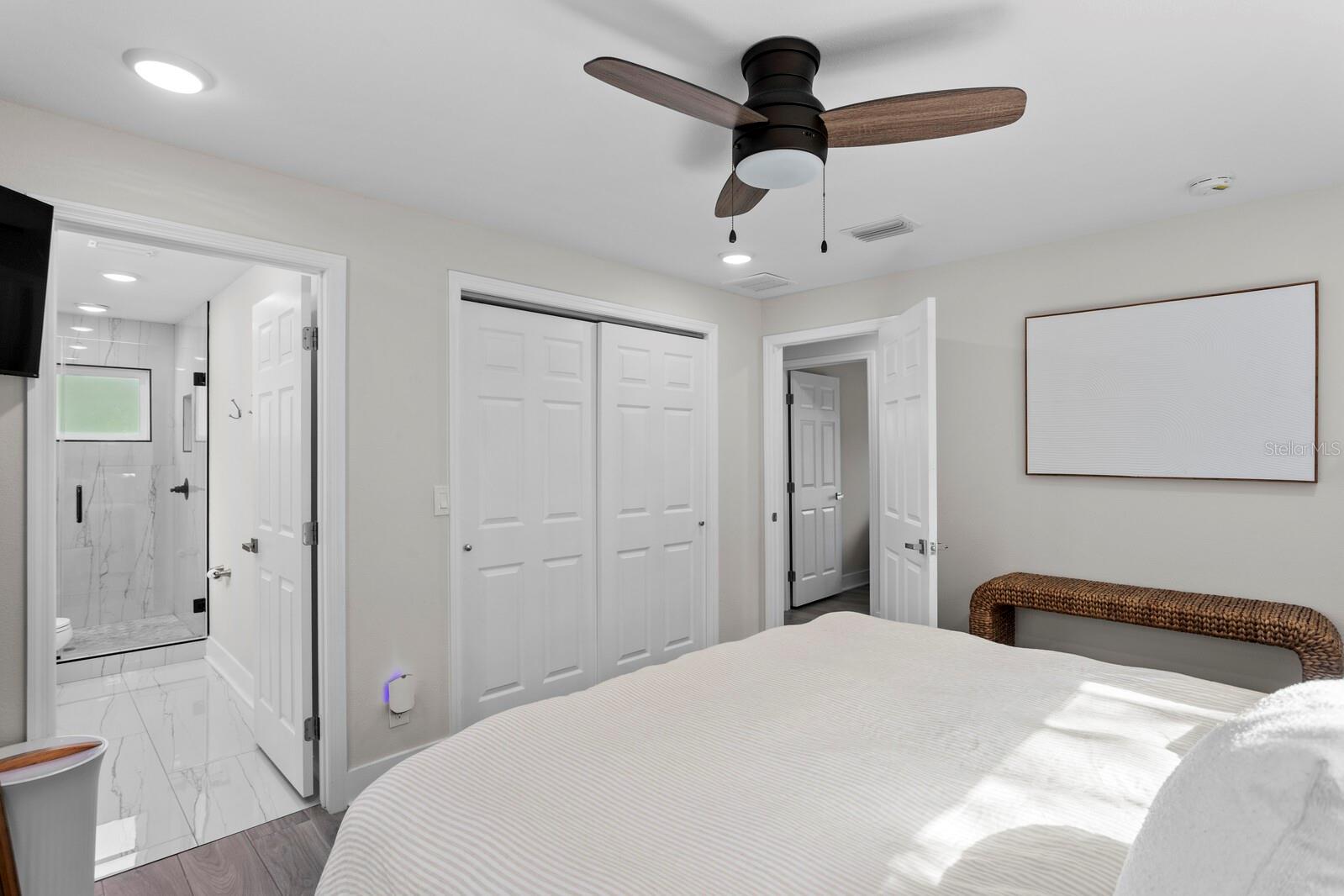 657 26TH AVE S, ST PETERSBURG, FL, 33705