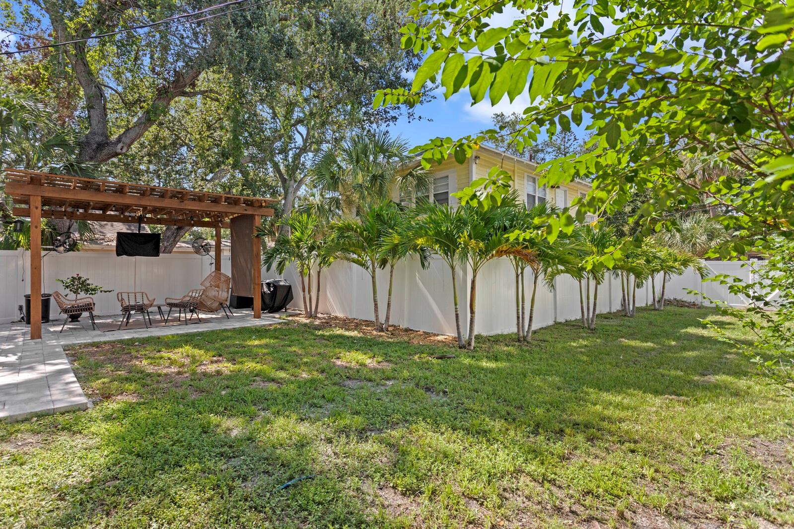 657 26TH AVE S, ST PETERSBURG, FL, 33705