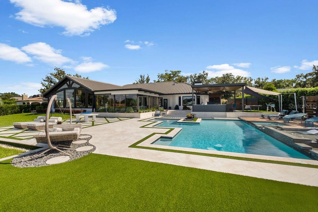 O6350786 Property Photo