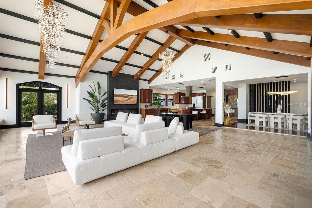 O6350786 Property Photo