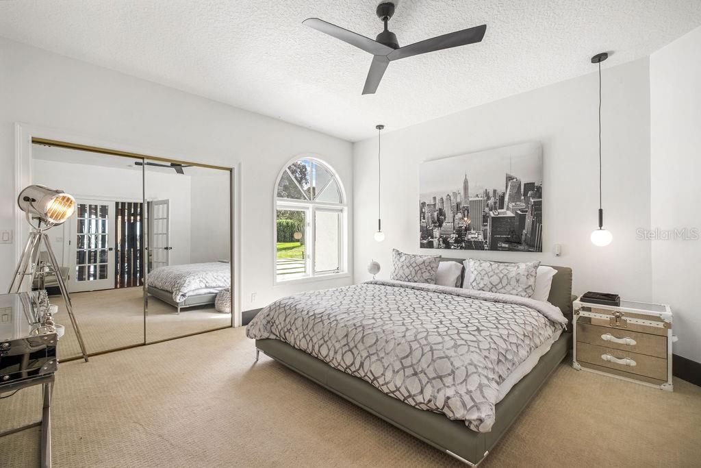 O6350786 Property Photo