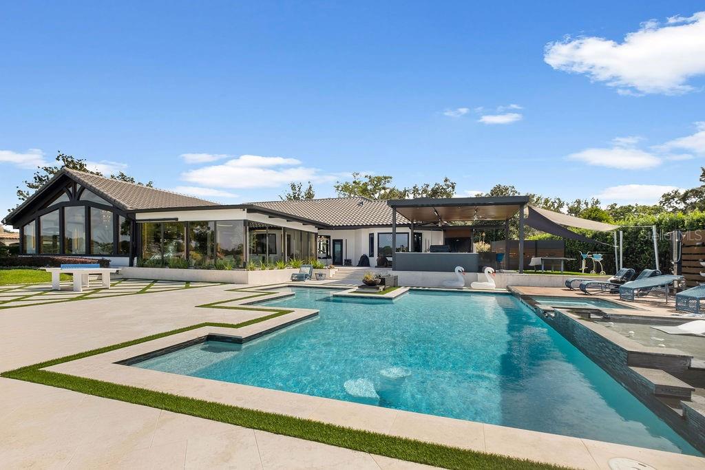 O6350786 Property Photo