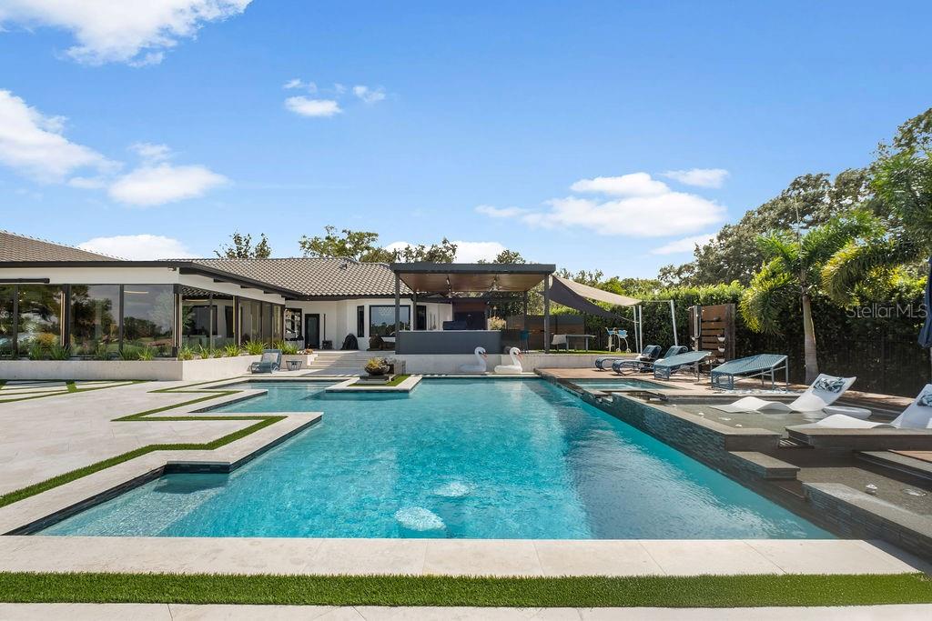 O6350786 Property Photo