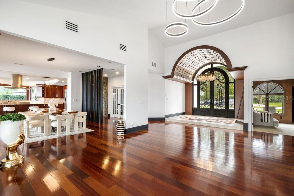 O6350786 Property Photo