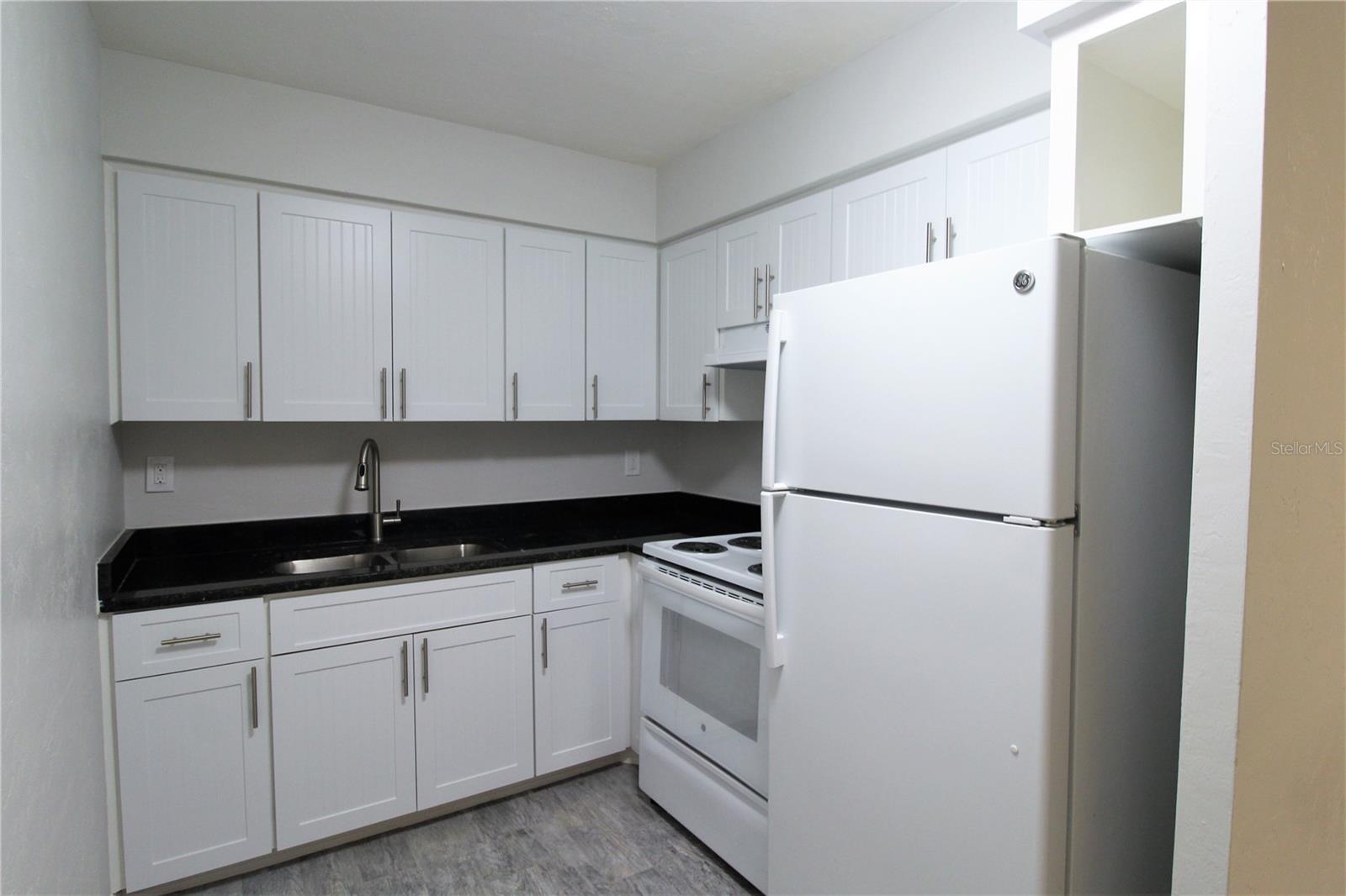 6325 GATEWAY AVE #6325, SARASOTA, FL, 34231