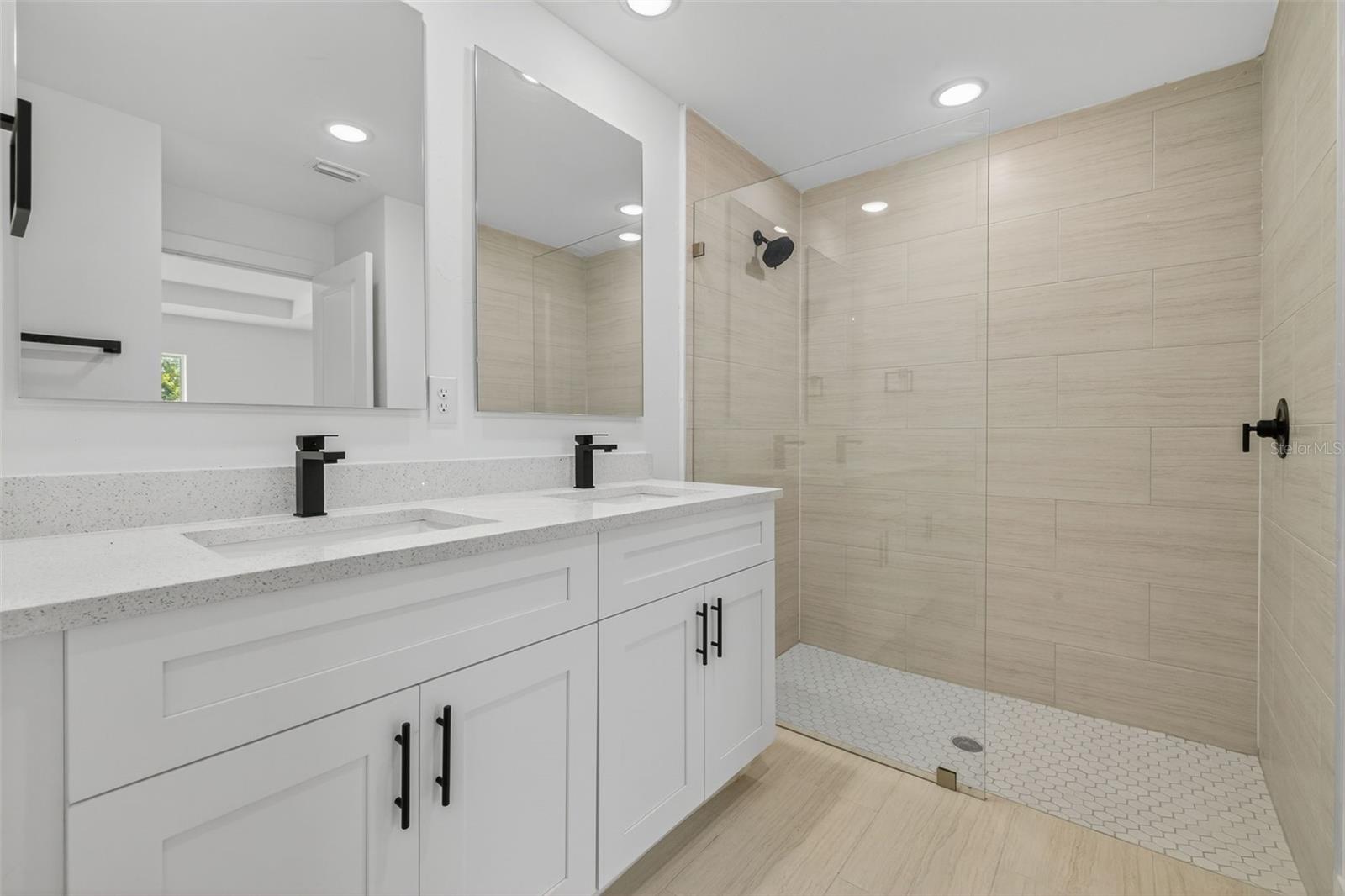 884 CHEMSTRAND ST E, LEHIGH ACRES, FL, 33974