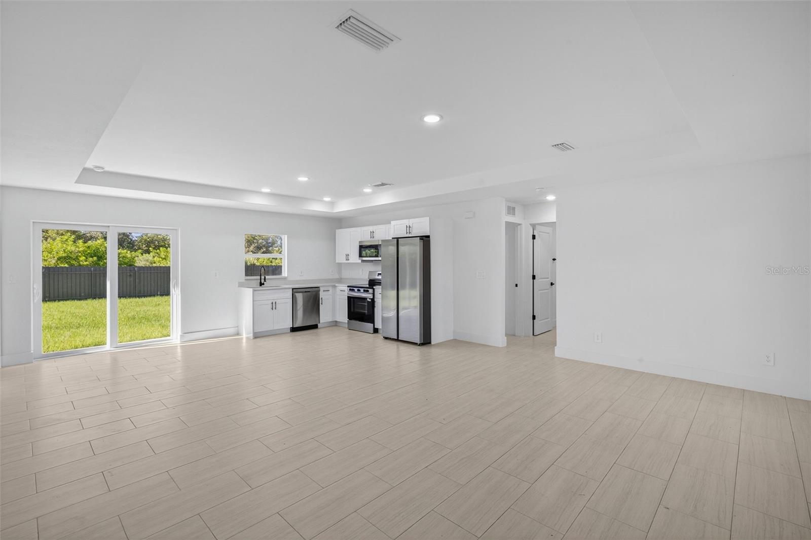 884 CHEMSTRAND ST E, LEHIGH ACRES, FL, 33974