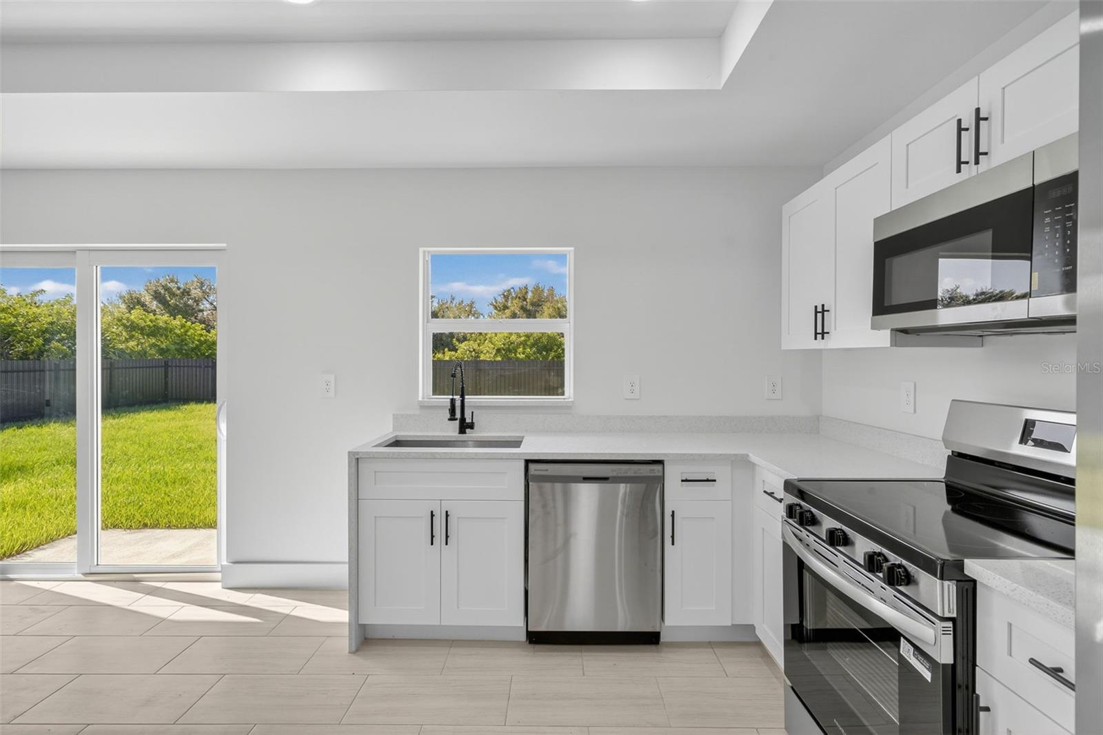 884 CHEMSTRAND ST E, LEHIGH ACRES, FL, 33974