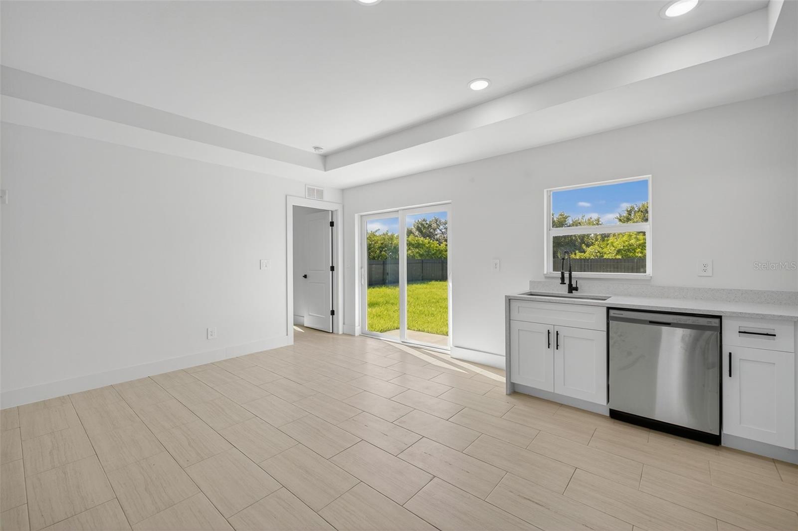 884 CHEMSTRAND ST E, LEHIGH ACRES, FL, 33974