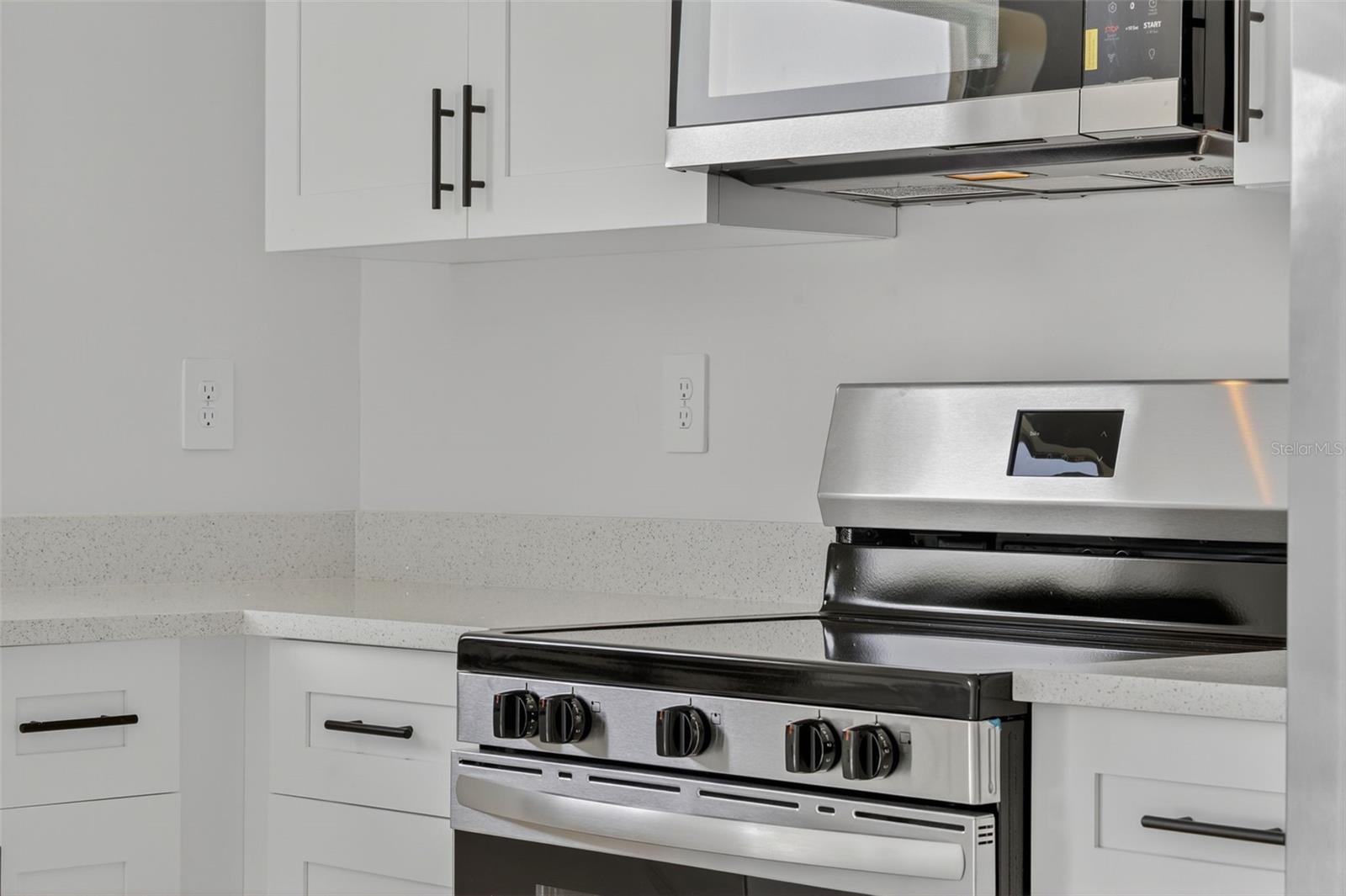 884 CHEMSTRAND ST E, LEHIGH ACRES, FL, 33974