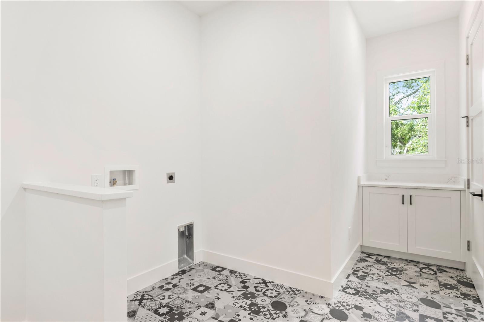 4823 W SAN JOSE ST, TAMPA, FL, 33629