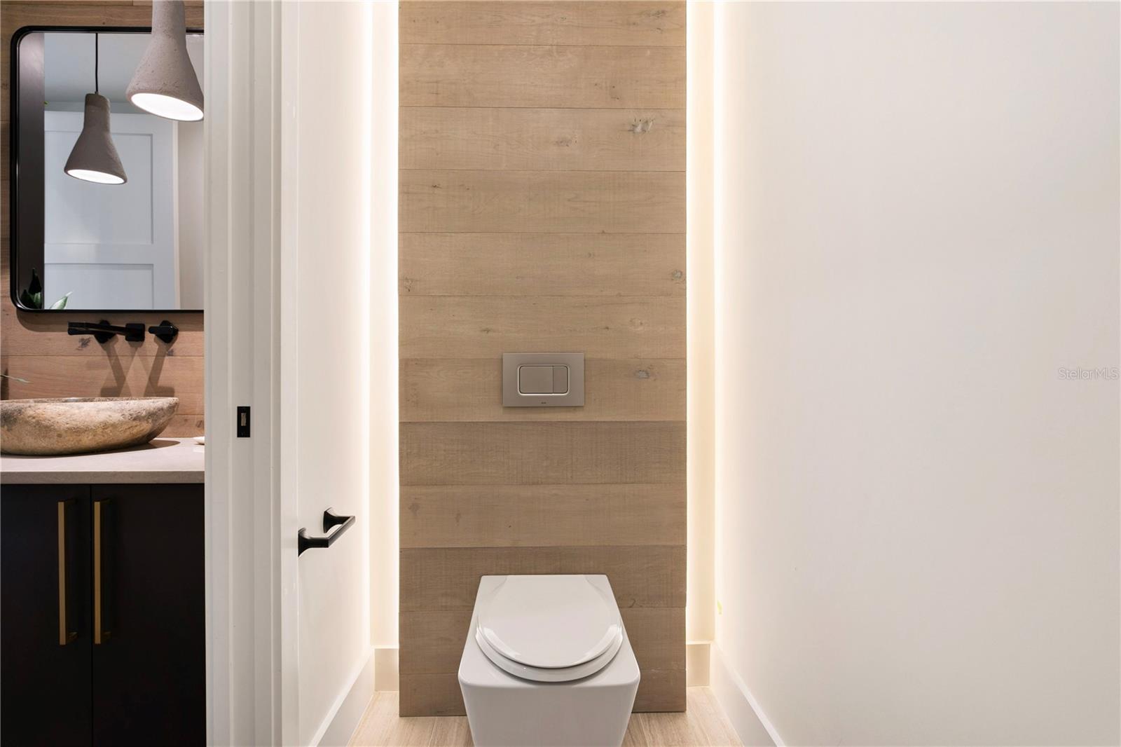 4823 W SAN JOSE ST, TAMPA, FL, 33629