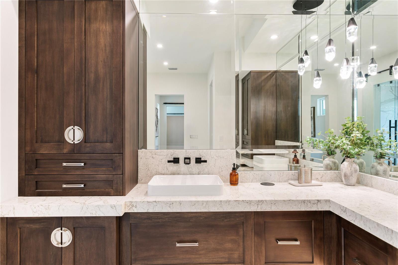 4823 W SAN JOSE ST, TAMPA, FL, 33629