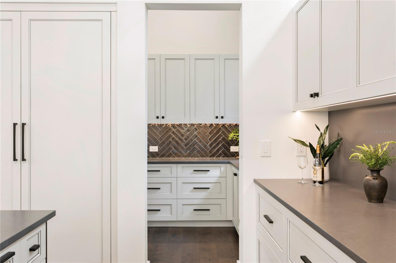 4823 W SAN JOSE ST, TAMPA, FL, 33629