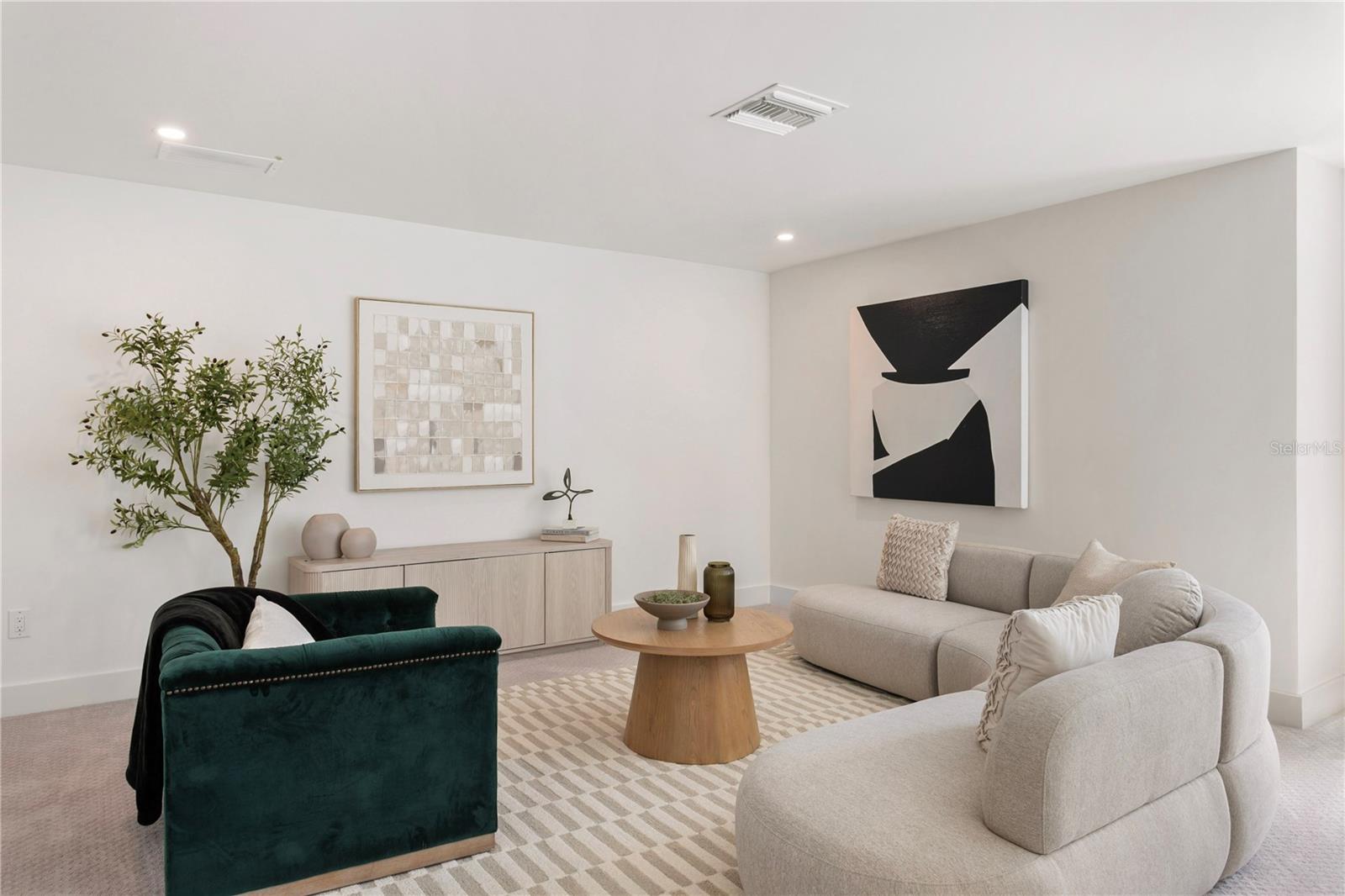 4823 W SAN JOSE ST, TAMPA, FL, 33629