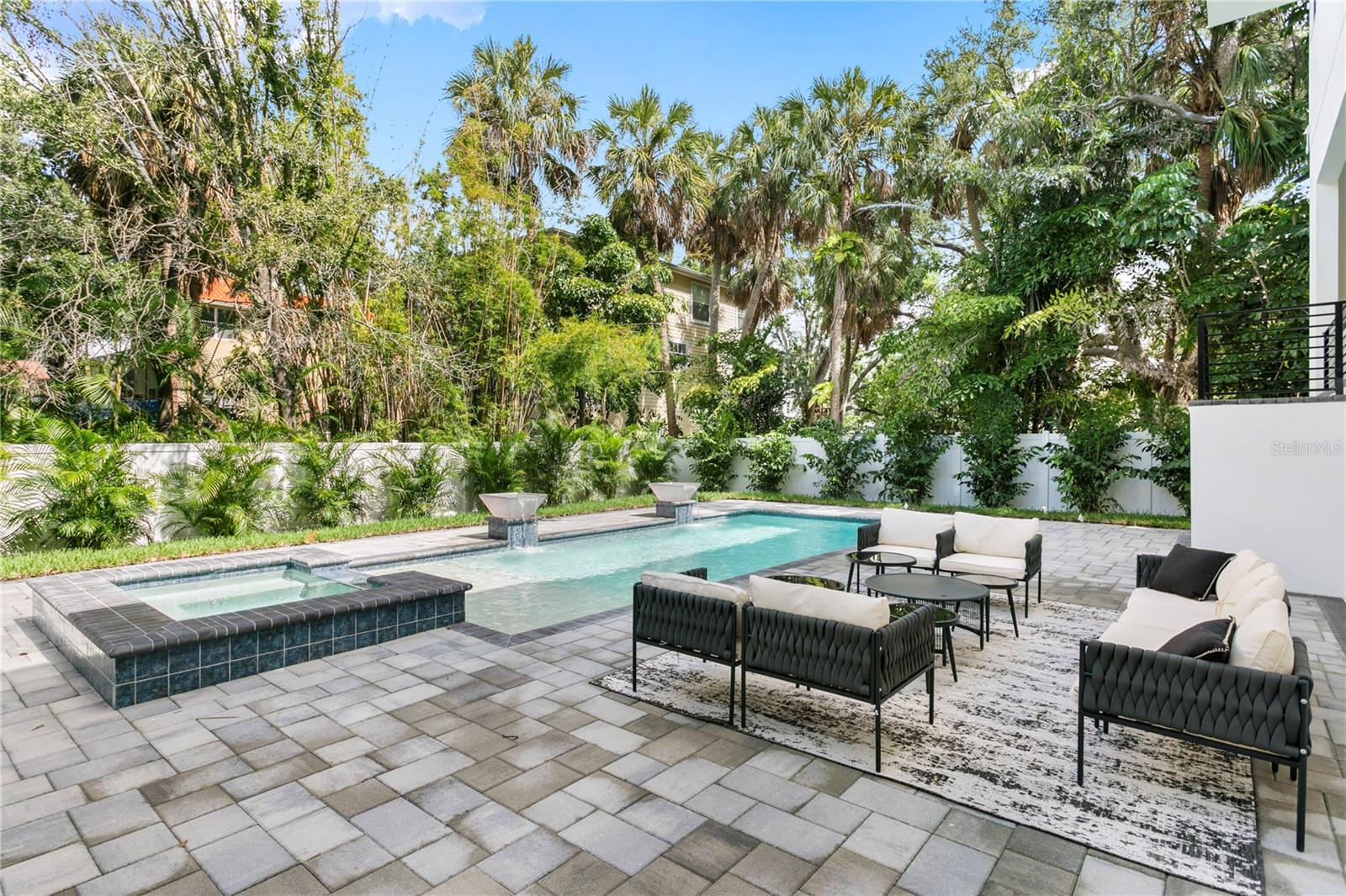 4823 W SAN JOSE ST, TAMPA, FL, 33629