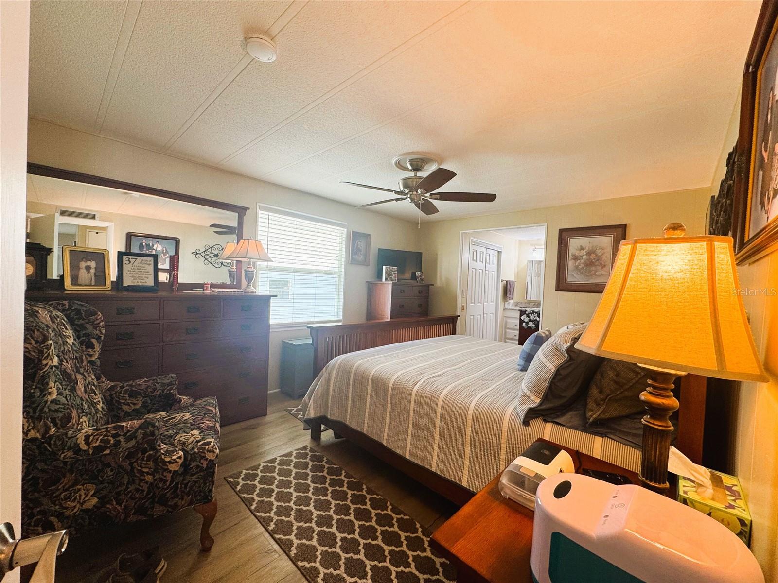 131 BOUGAINVILLEA DR, LEESBURG, FL, 34748