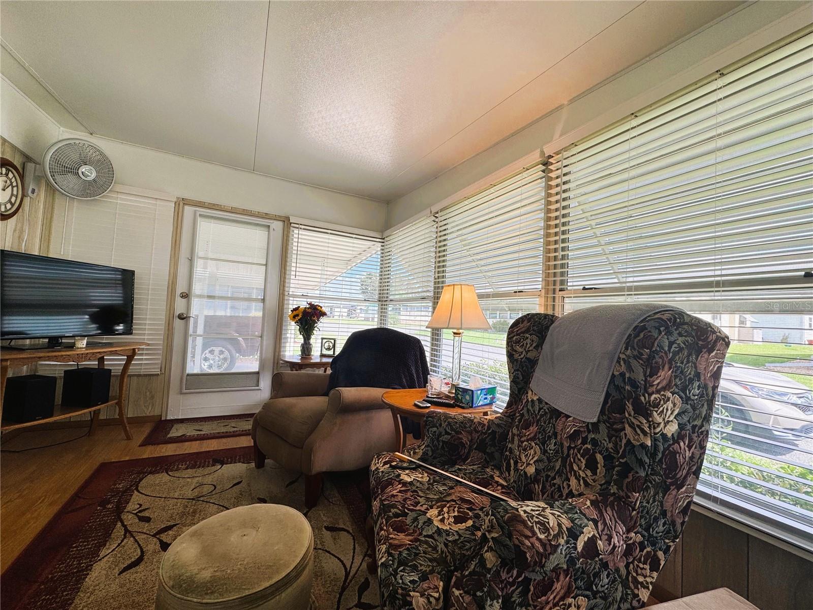 131 BOUGAINVILLEA DR, LEESBURG, FL, 34748