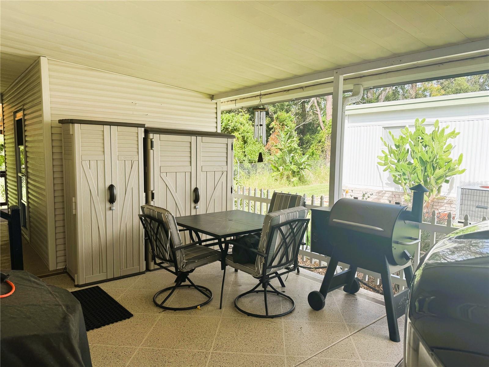 131 BOUGAINVILLEA DR, LEESBURG, FL, 34748