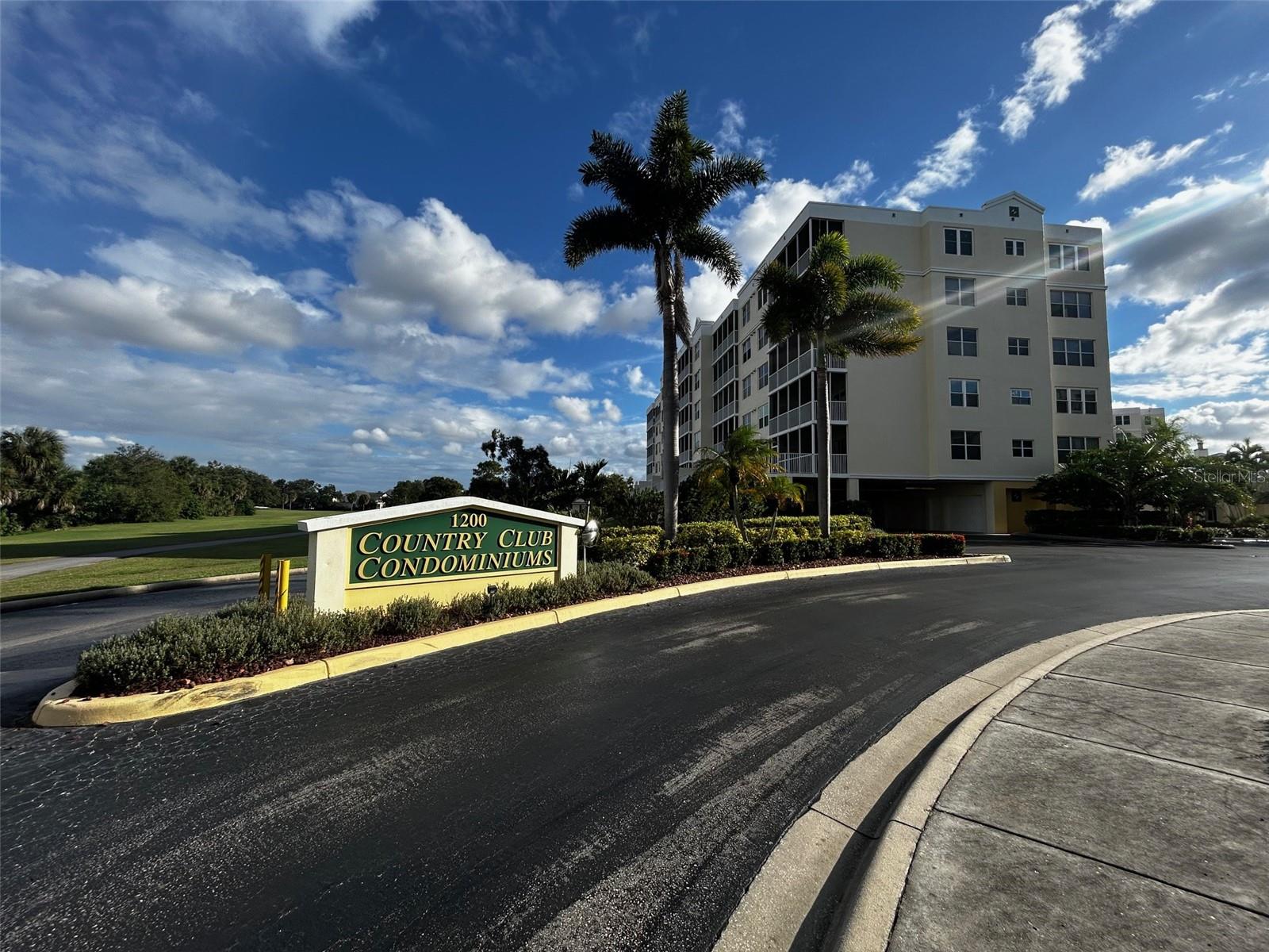 1200 COUNTRY CLUB DR #1101, LARGO, FL, 33771