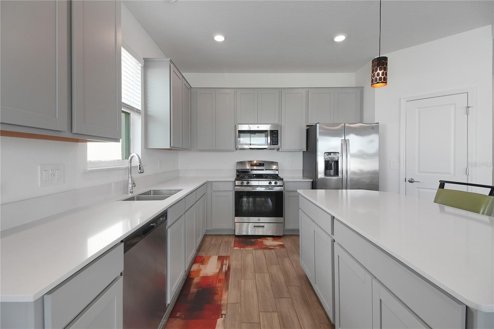 9392 REVERE AVE, LEESBURG, FL, 34788