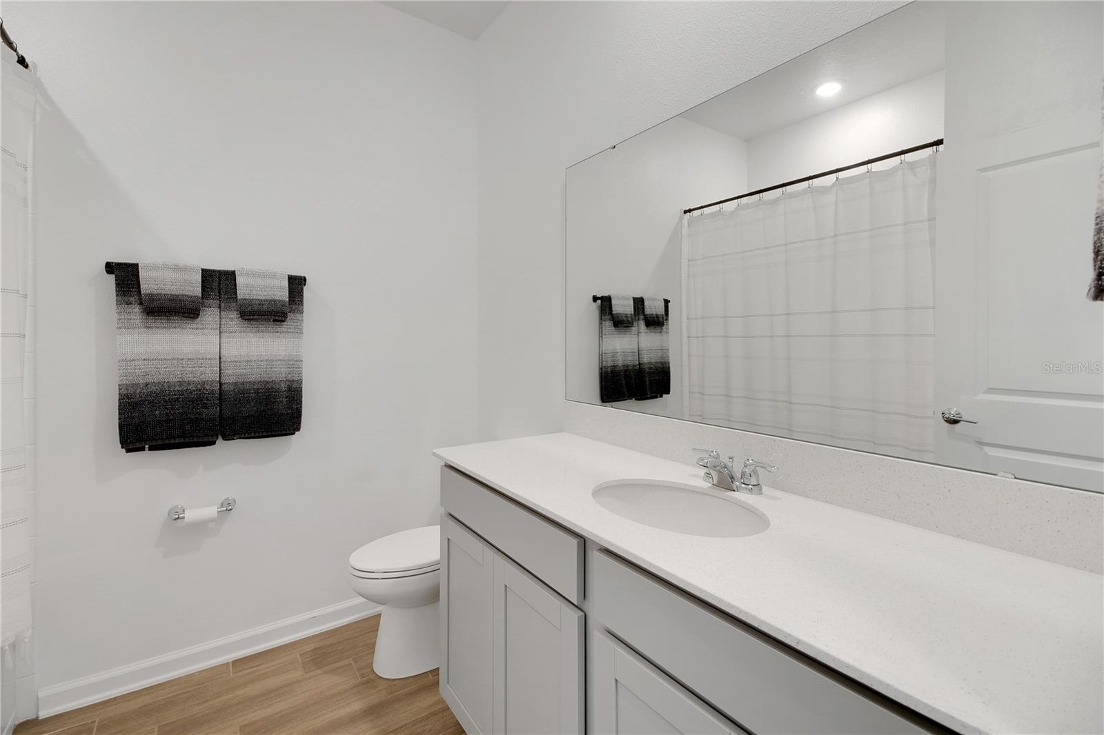 9392 REVERE AVE, LEESBURG, FL, 34788