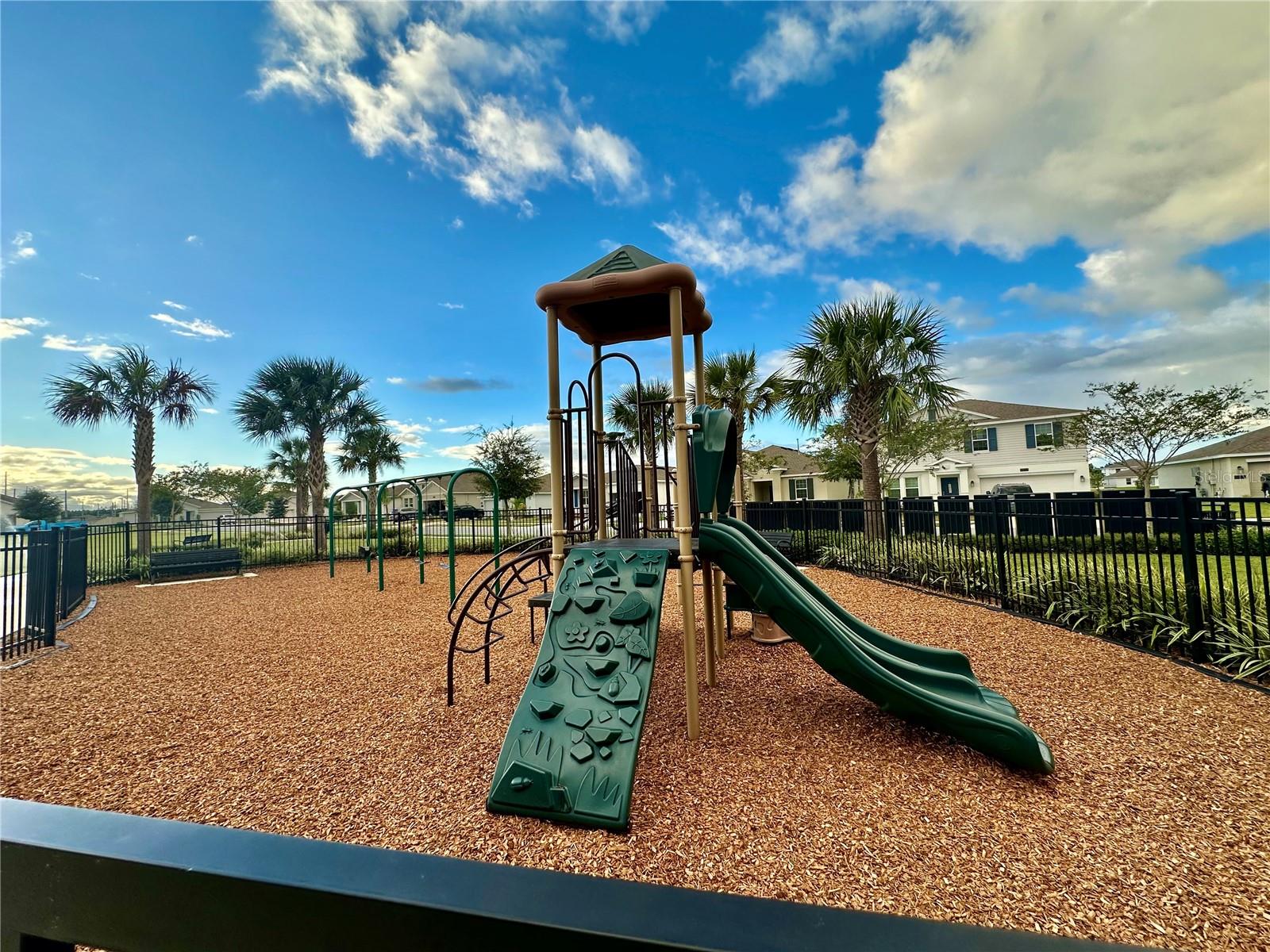 9392 REVERE AVE, LEESBURG, FL, 34788