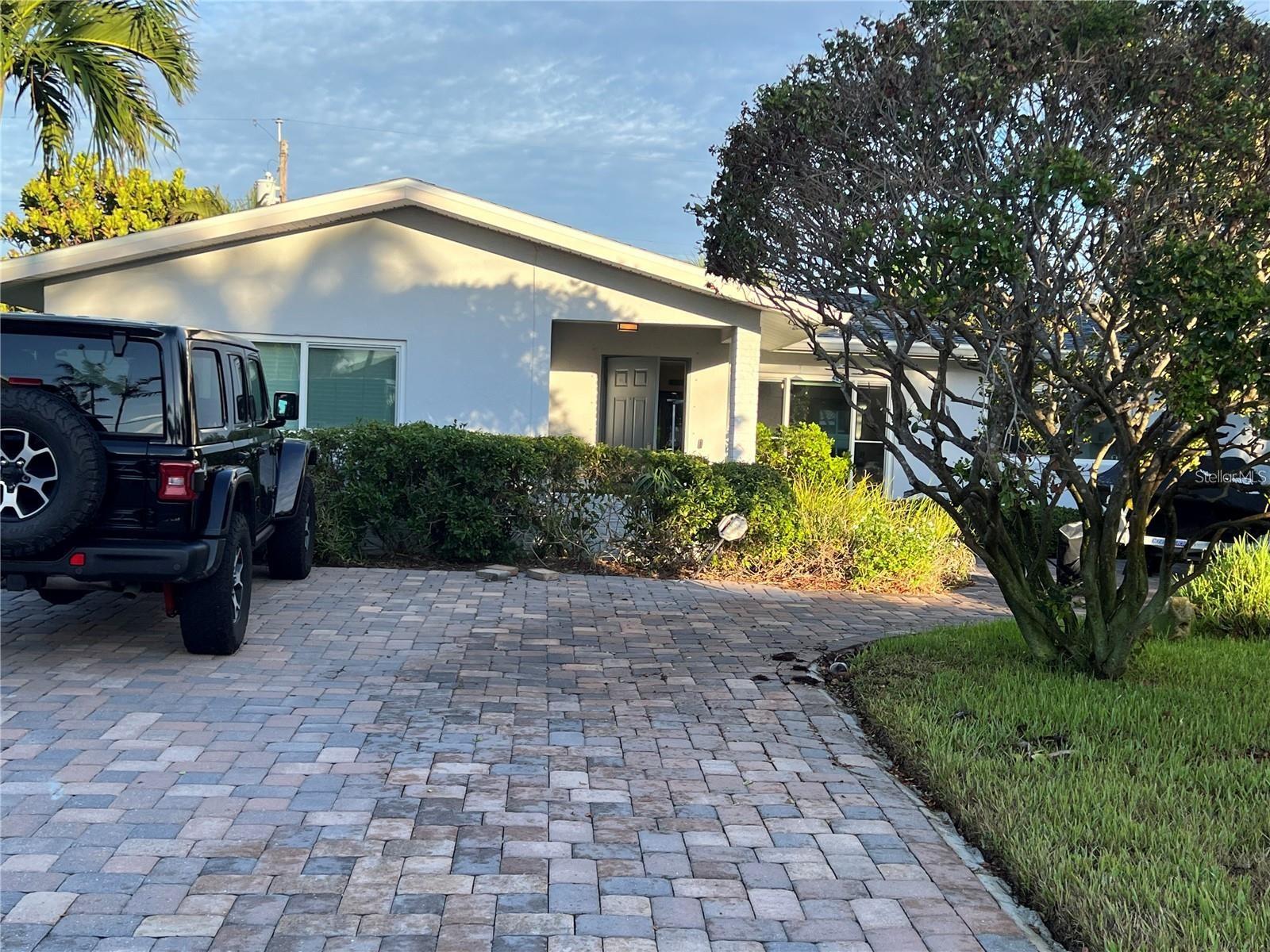 2460 E VINA DEL MAR BLVD, ST PETE BEACH, FL, 33706