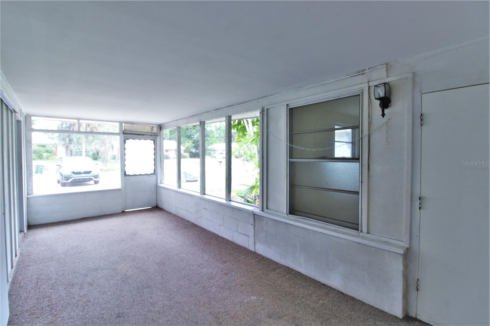 1935 EDGEWATER DR, SARASOTA, FL, 34234