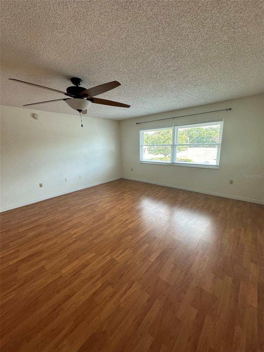 5800 HOLLYWOOD BLVD #126, SARASOTA, FL, 34231