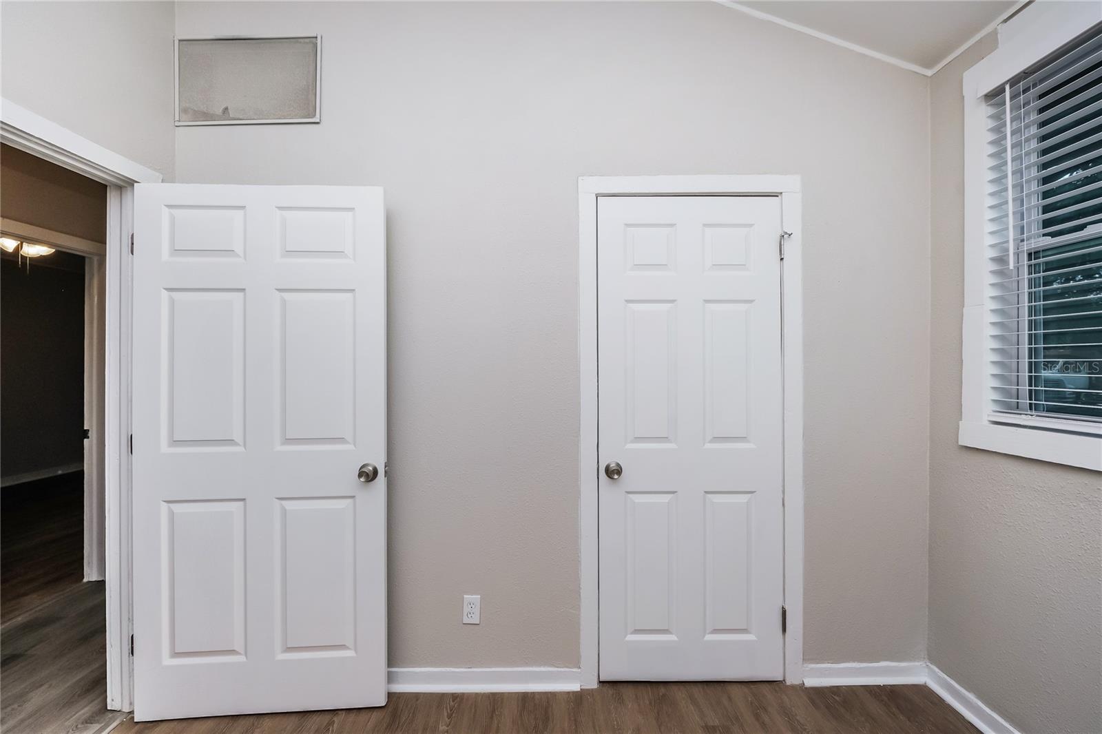 4007 E OSBORNE AVE, TAMPA, FL, 33610