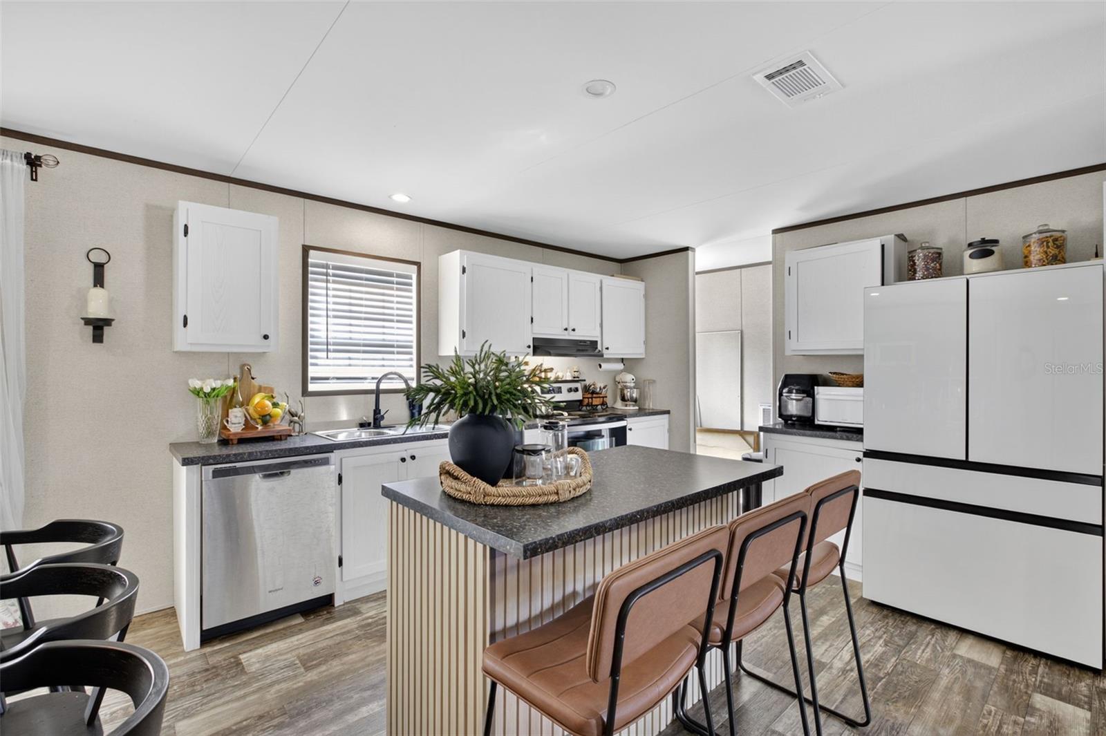 6235 SWEDEN BLVD, PUNTA GORDA, FL, 33982