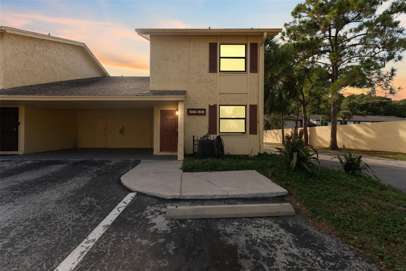 7616 LA MESITA CT, TAMPA, FL, 33615