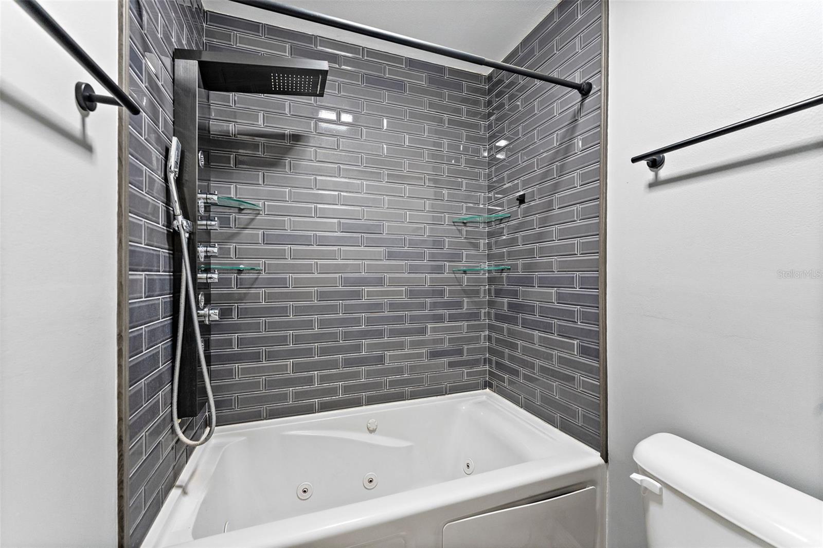 7616 LA MESITA CT, TAMPA, FL, 33615