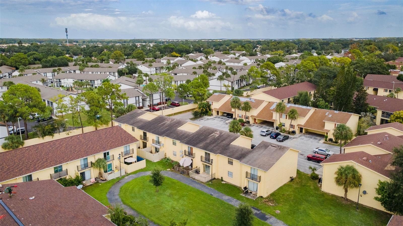 7616 LA MESITA CT, TAMPA, FL, 33615