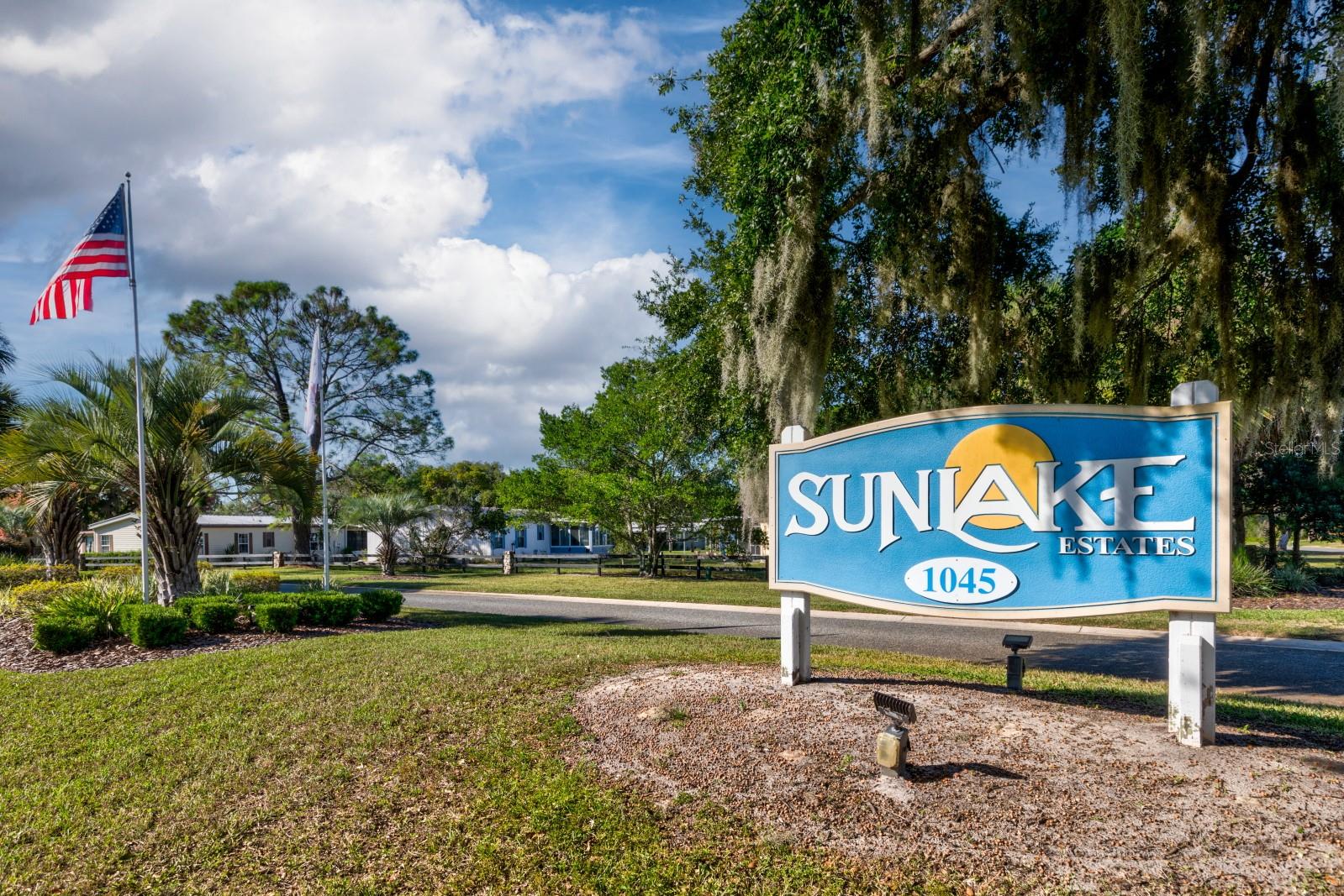 1050 GENEVA WAY, GRAND ISLAND, FL, 32735