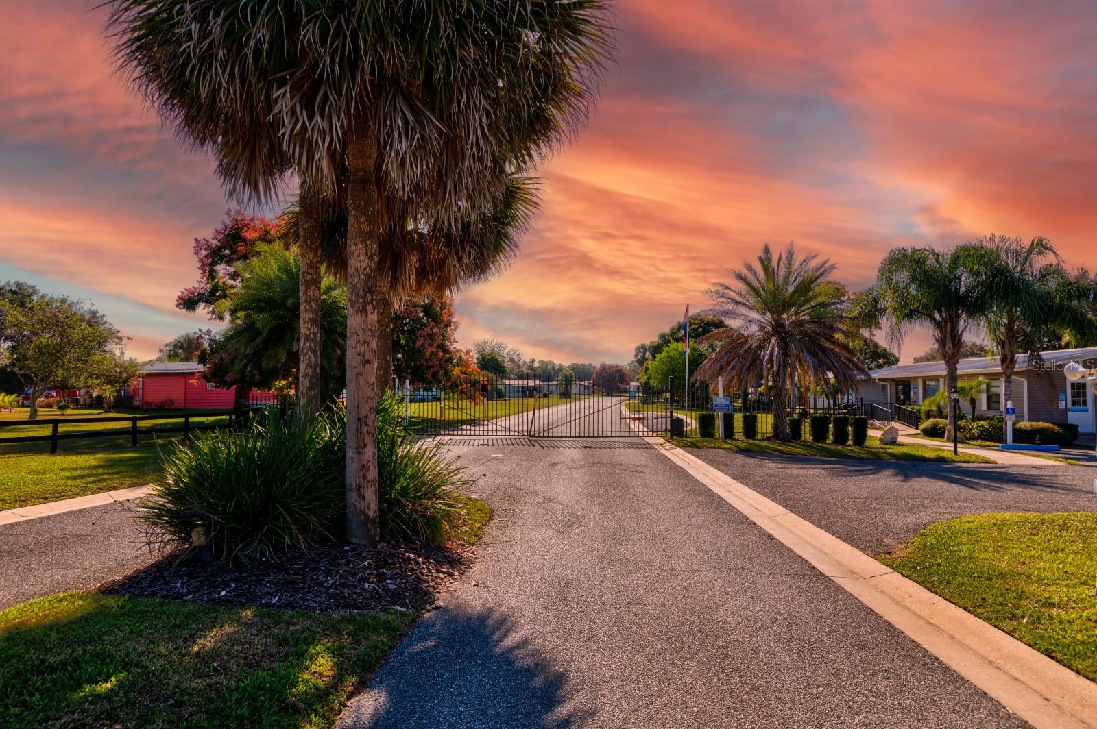 1050 GENEVA WAY, GRAND ISLAND, FL, 32735