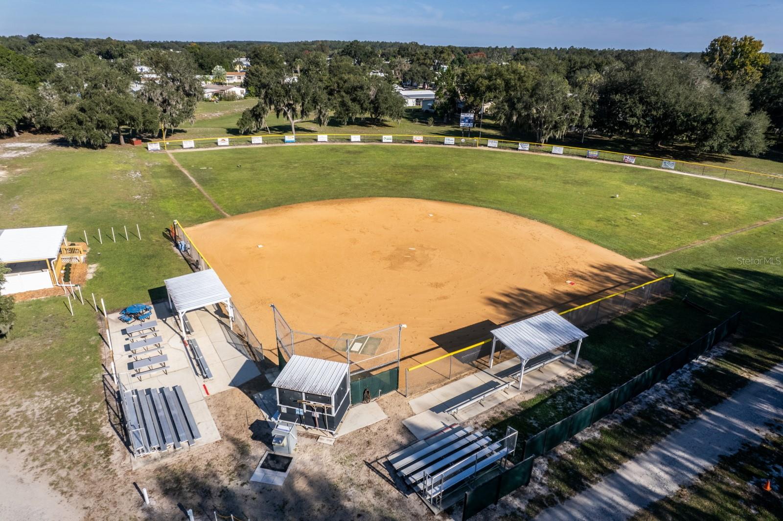 1050 GENEVA WAY, GRAND ISLAND, FL, 32735