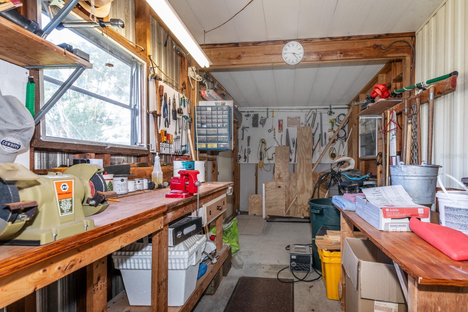 1050 GENEVA WAY, GRAND ISLAND, FL, 32735