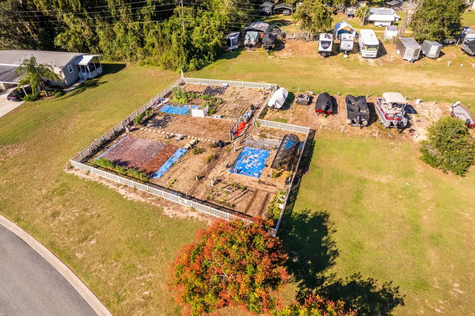 1050 GENEVA WAY, GRAND ISLAND, FL, 32735