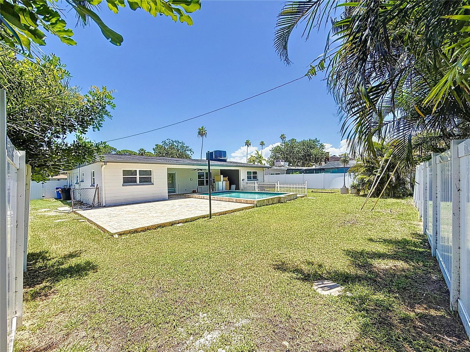 3900 ALABAMA AVE NE, ST PETERSBURG, FL, 33703