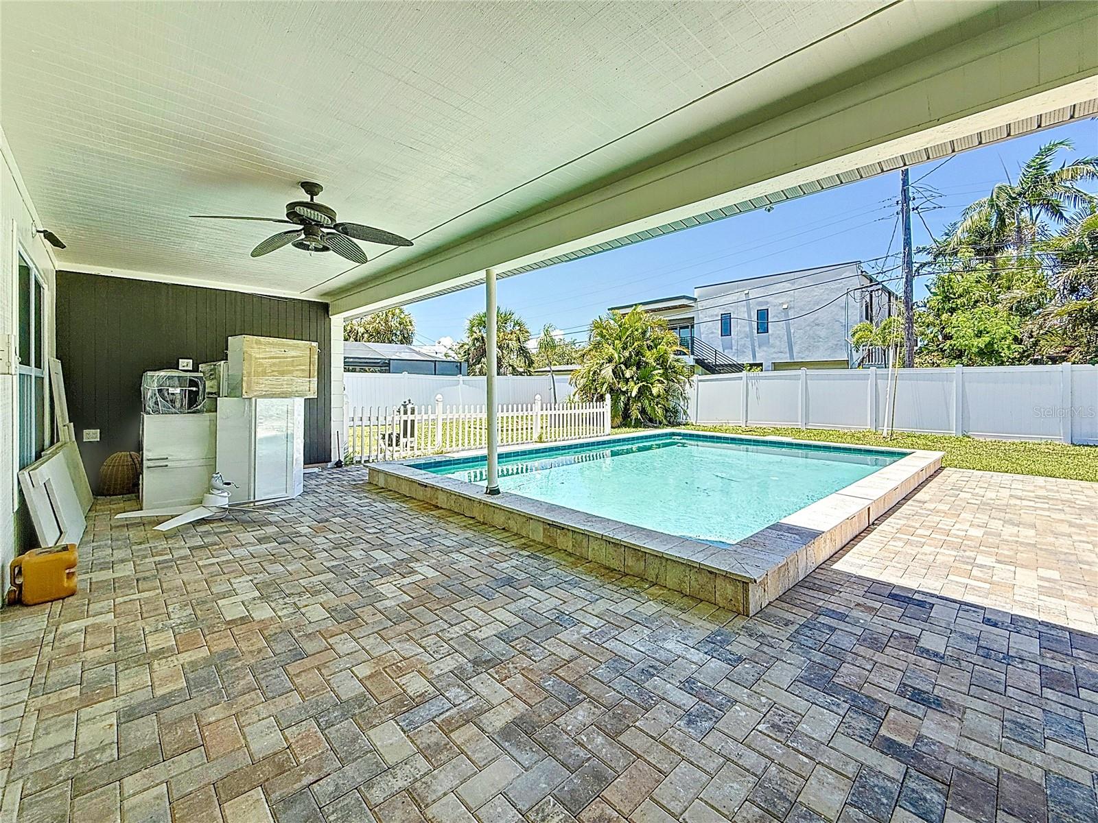 3900 ALABAMA AVE NE, ST PETERSBURG, FL, 33703