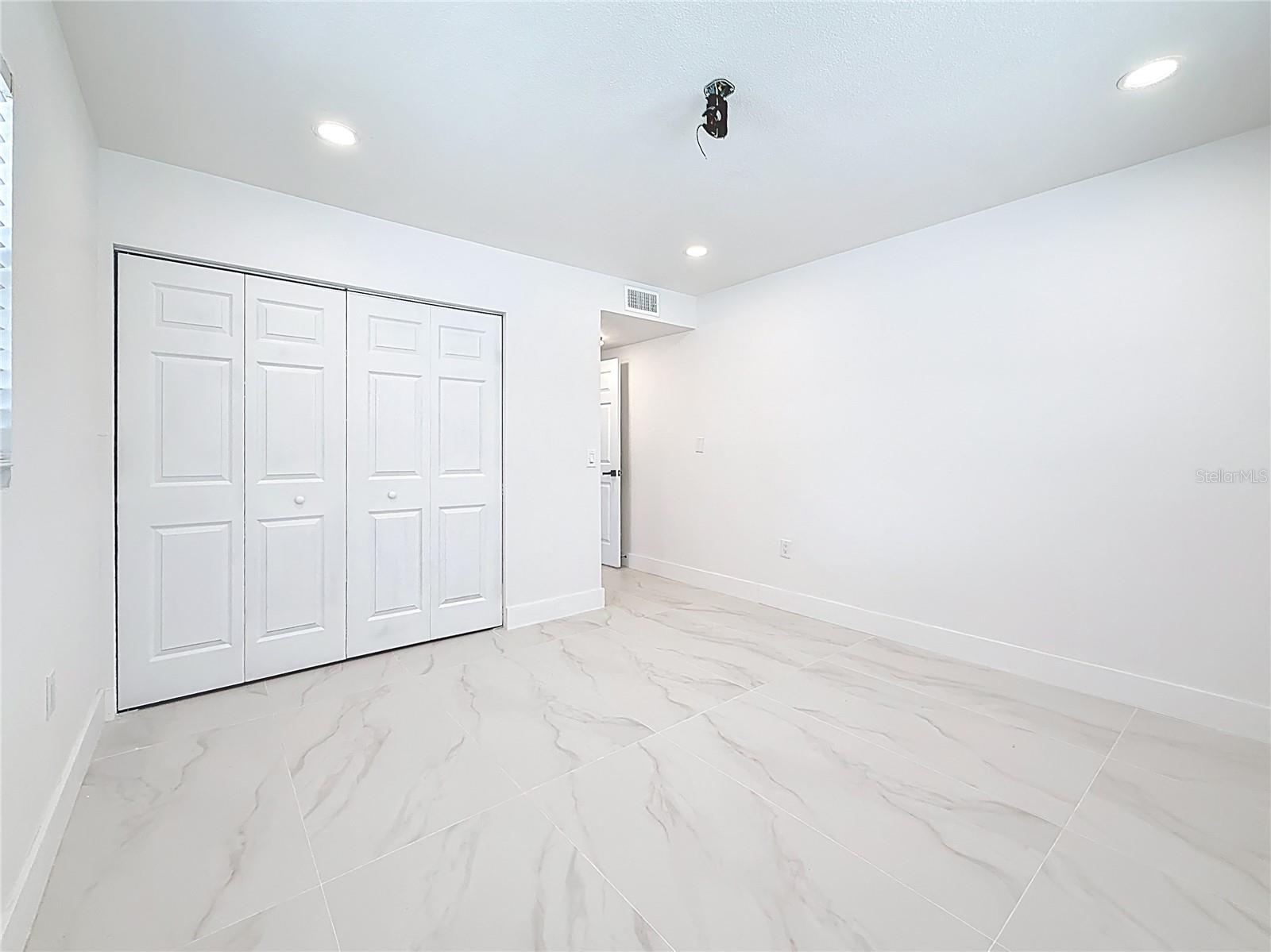 3900 ALABAMA AVE NE, ST PETERSBURG, FL, 33703