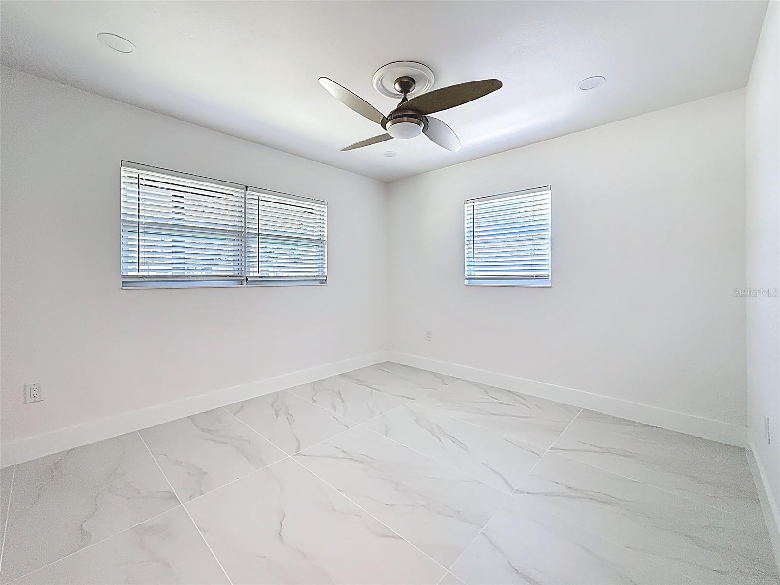 3900 ALABAMA AVE NE, ST PETERSBURG, FL, 33703