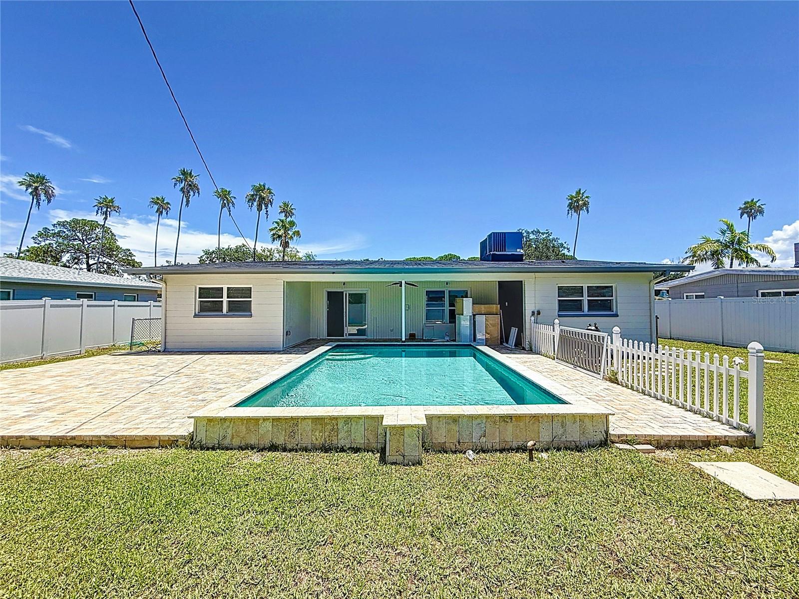 3900 ALABAMA AVE NE, ST PETERSBURG, FL, 33703