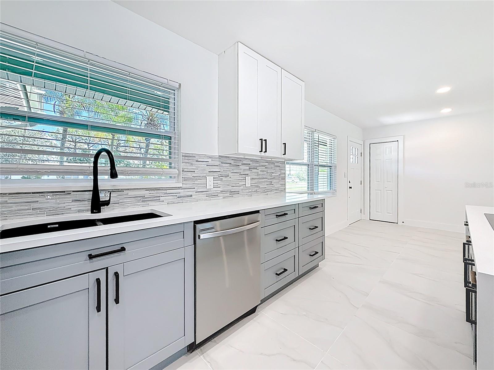 3900 ALABAMA AVE NE, ST PETERSBURG, FL, 33703