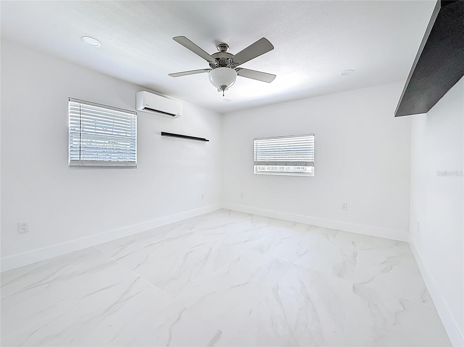 3900 ALABAMA AVE NE, ST PETERSBURG, FL, 33703