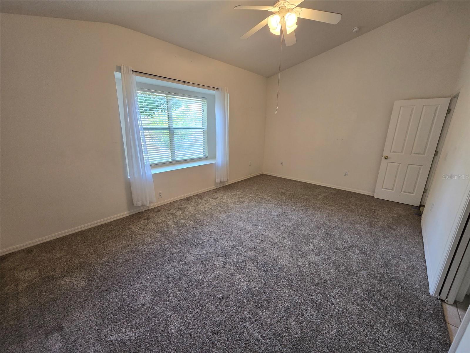 24505 LANDING DR, LUTZ, FL, 33559