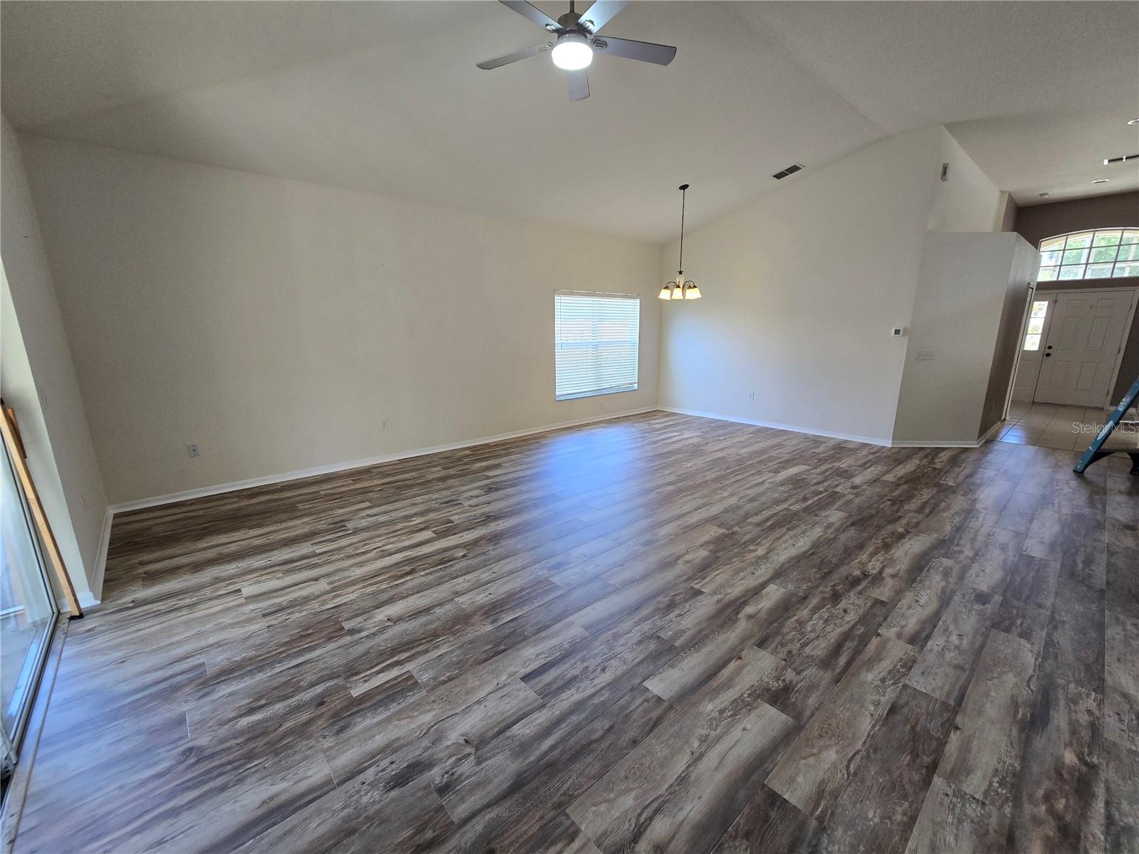 24505 LANDING DR, LUTZ, FL, 33559